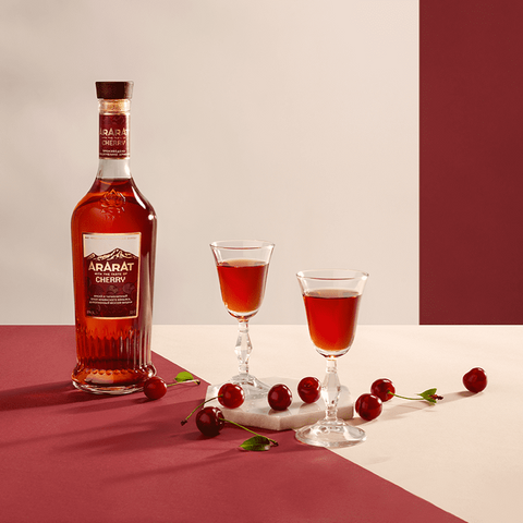 Ormiański Koniak ARARAT Cherry 500ml - Wiśniowy 30% Ararateu.com Sklep Ormiański